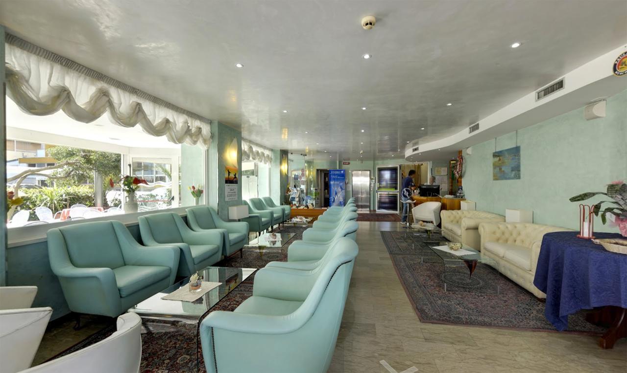 Hotel Margareth Riccione Exteriör bild